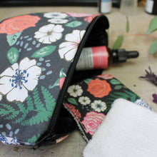 Load image into Gallery viewer, Rose and Fern Wash Bag