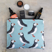 Load image into Gallery viewer, Puffin Wash Bag
