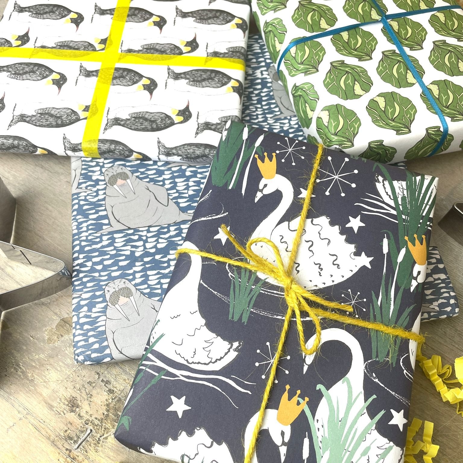 Christmas Gift Wrap Pack - Martha and Hepsie