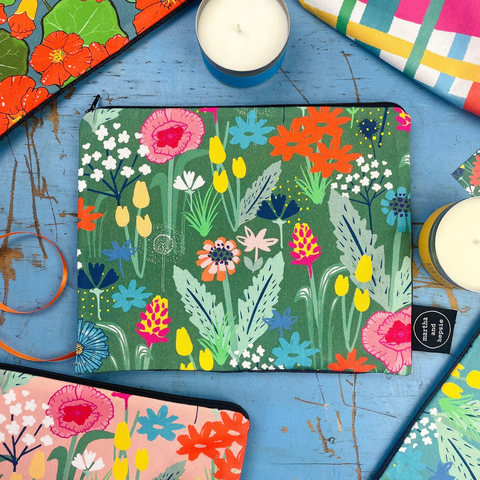 Wildflower Wash Bag - Martha and Hepsie