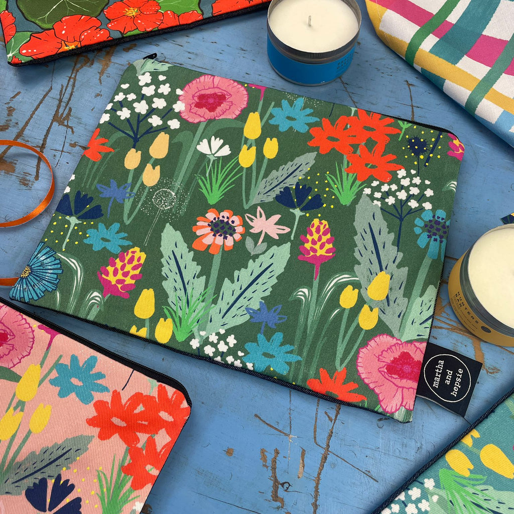 Wildflower Wash Bag - Martha and Hepsie