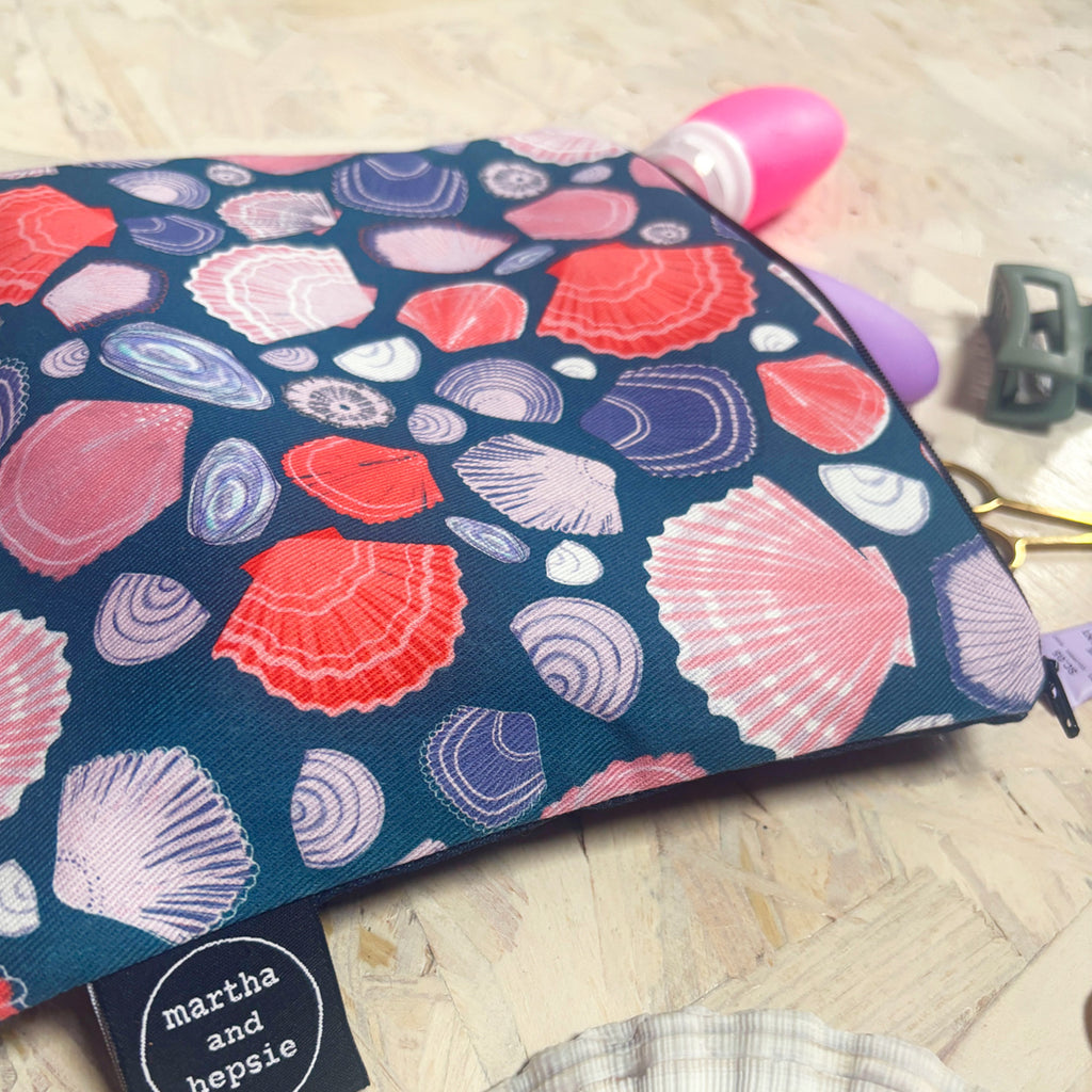 Shell Wash Bag
