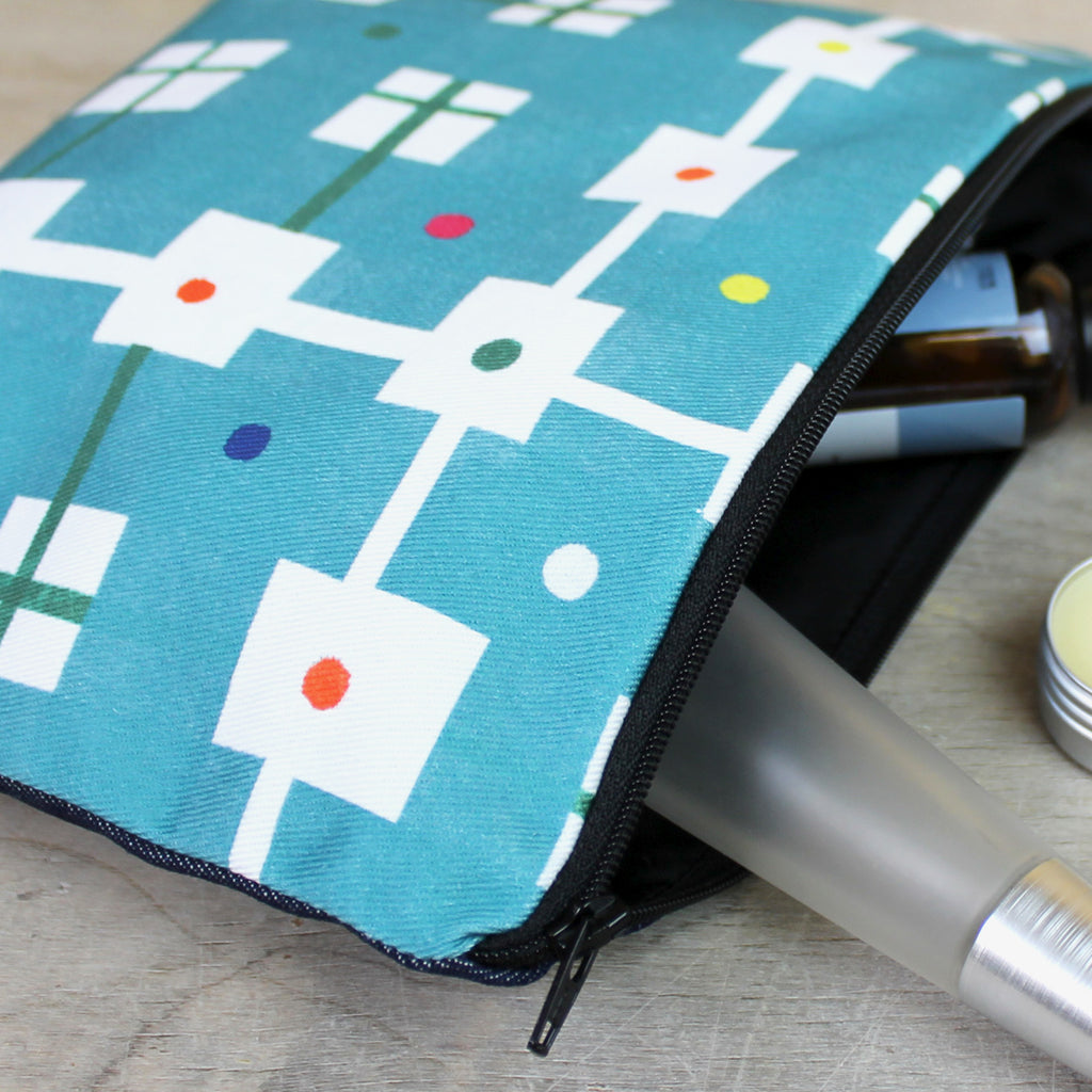 Welsh Blanket Check Wash Bag - Martha and Hepsie