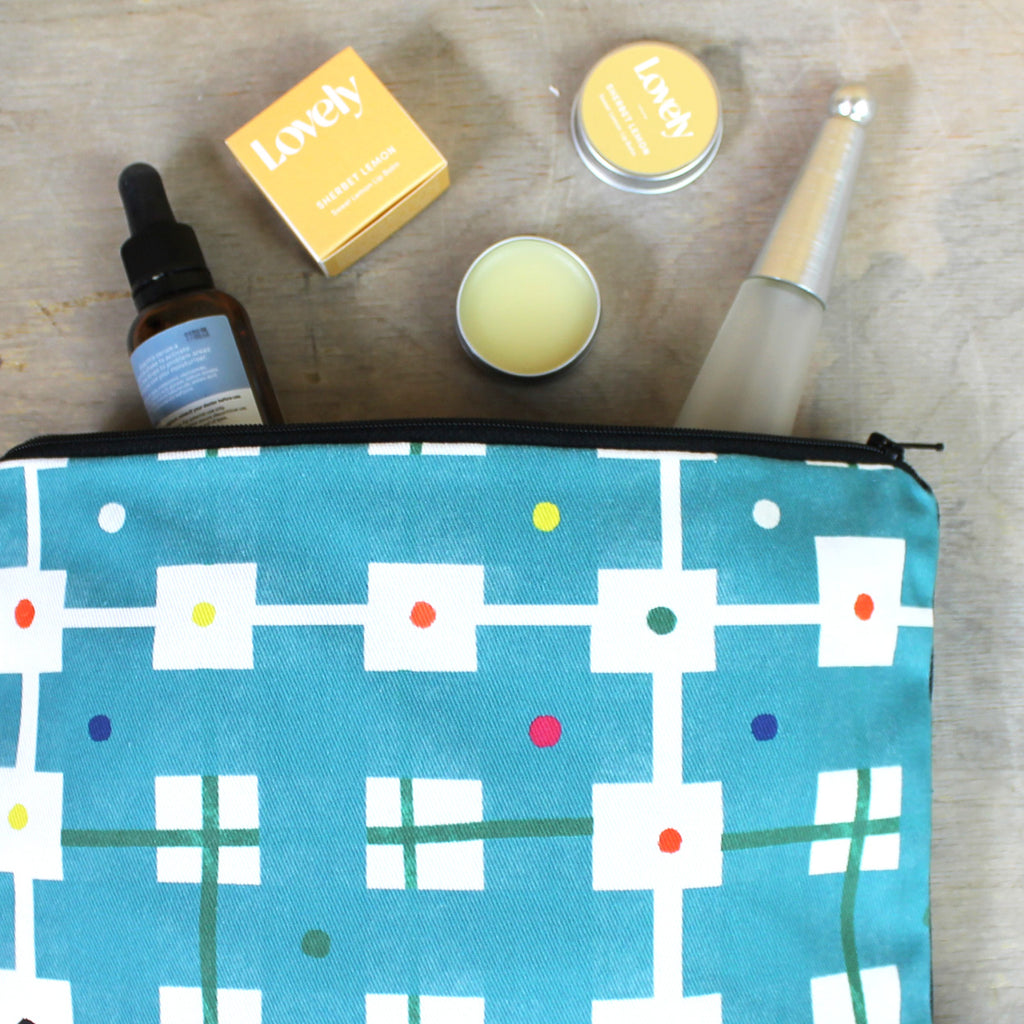 Welsh Blanket Check Wash Bag - Martha and Hepsie