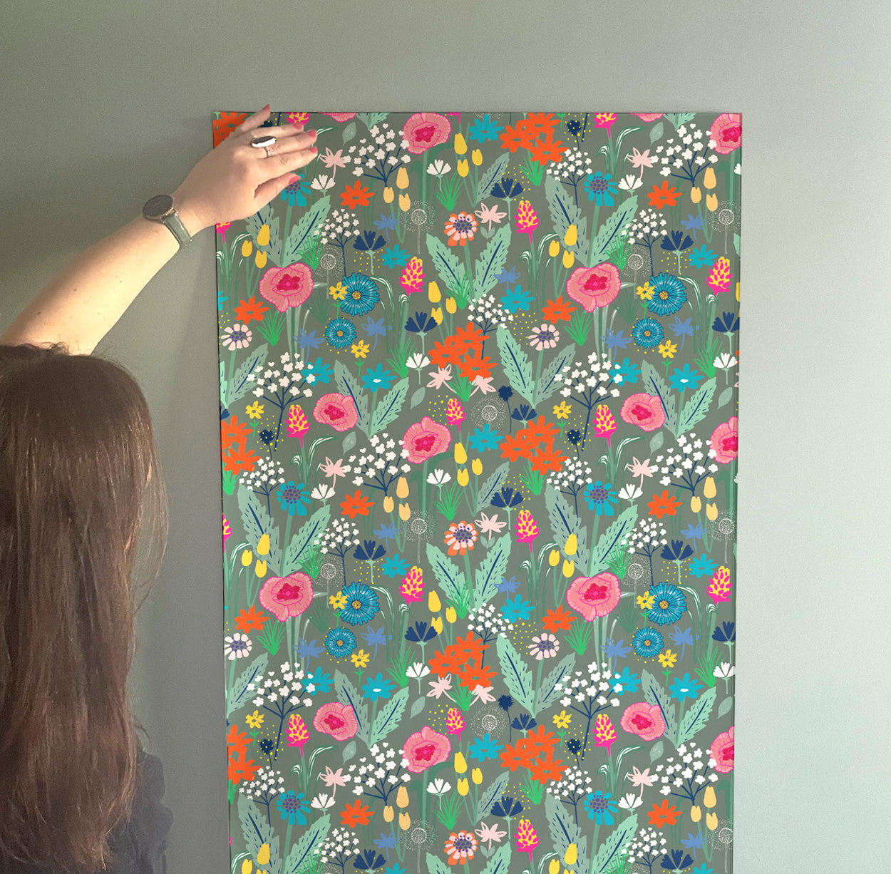 Wildflower Wallpaper - Olive Smoke - Martha and Hepsie