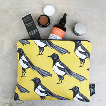 Load image into Gallery viewer, Magpie Wash Bag

