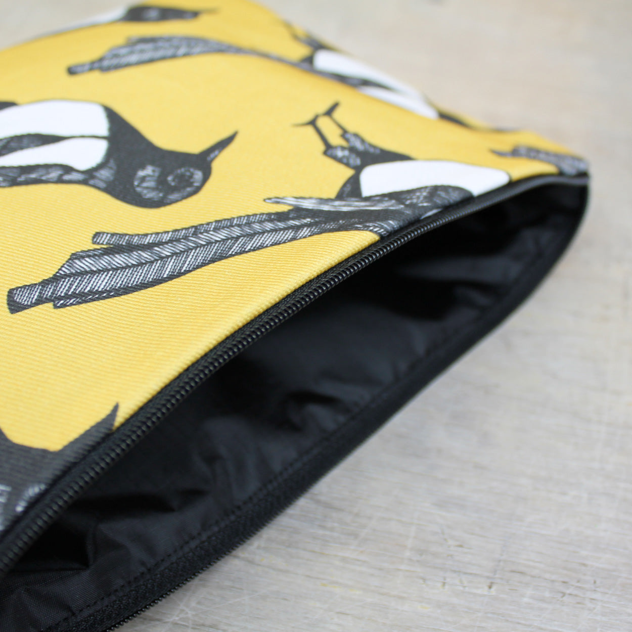 Magpie Wash Bag - Martha and Hepsie