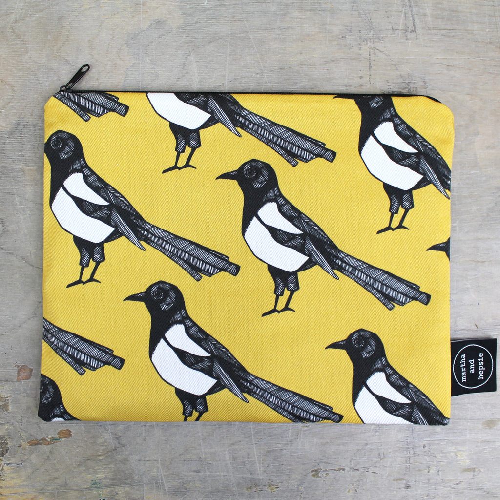 Magpie Wash Bag - Martha and Hepsie