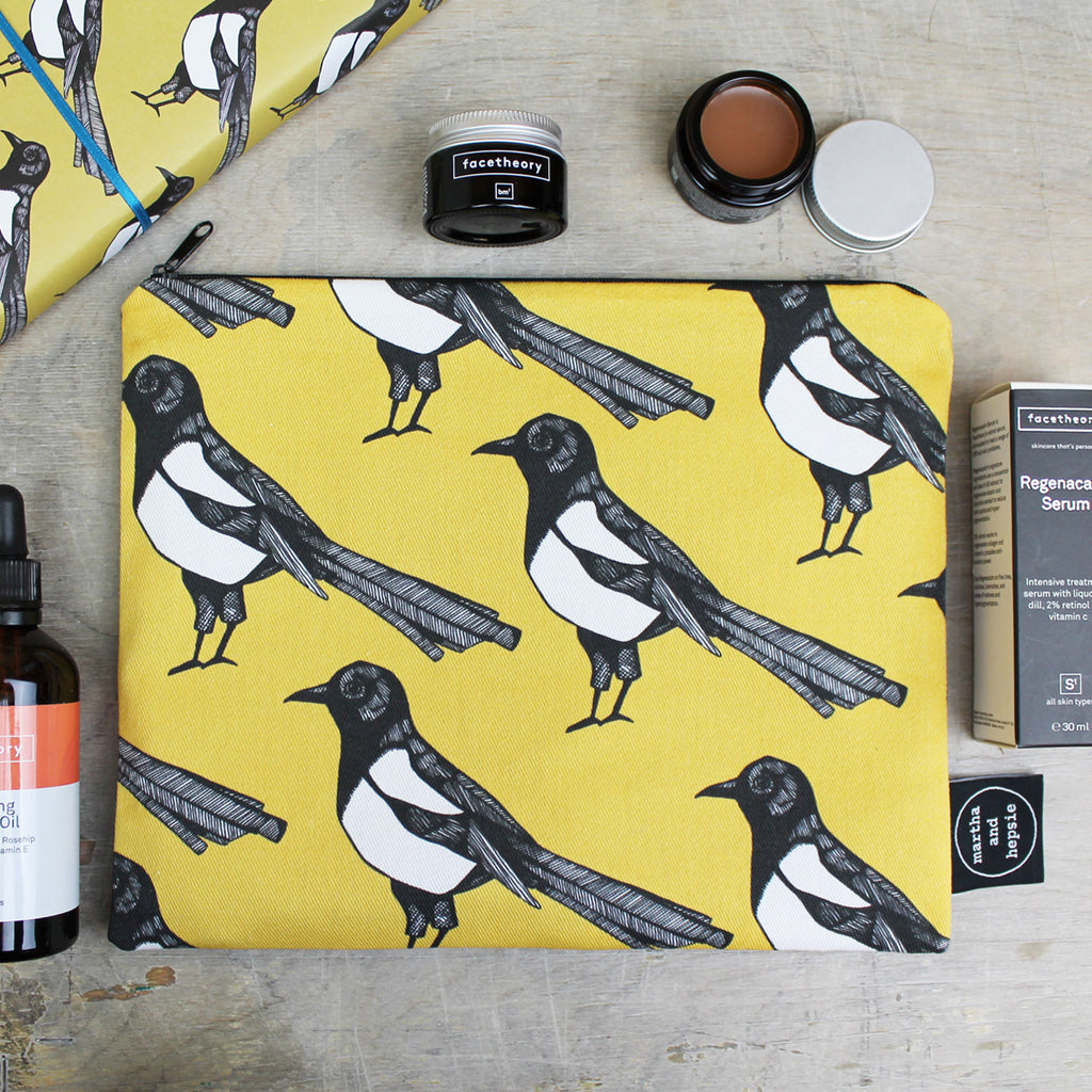 Magpie Wash Bag - Martha and Hepsie